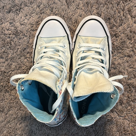 Women’s Confetti Converse Sneakers - Picture 4 of 7